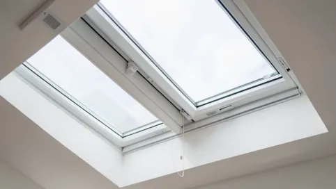 ceny okien dachowych velux