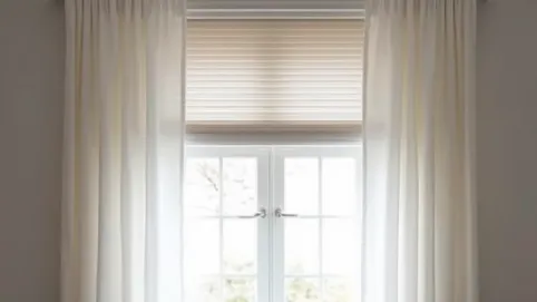 czy do rolet dzień i noc pasują firanki