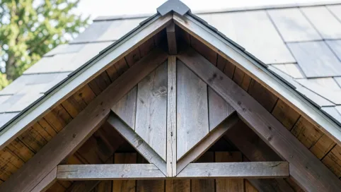 Dach wielospadowy definicja