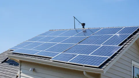 ile kosztuje dach solarny