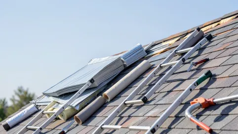 Ile kosztuje remont dachu