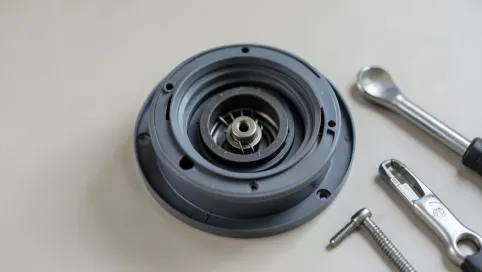 Jak naprawić zwijacz rolety wewnętrznej