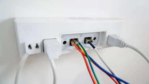 Jak podłączyć sterownik rolet WiFi