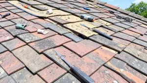 jak wyremontować dach