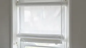 Jak założyć roletę rzymską po praniu