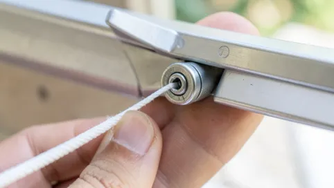 Jak założyć sznurek do rolety zewnętrznej