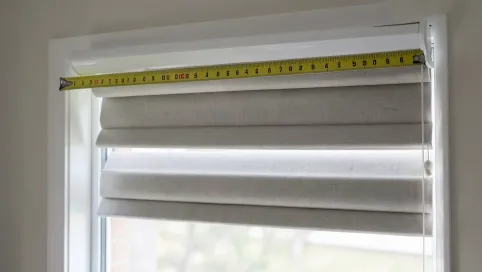 Jak zmierzyć okno do rolet dzień noc w kasecie