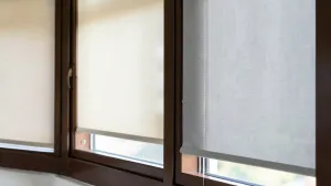 Jaki kolor rolet do brązowych okien