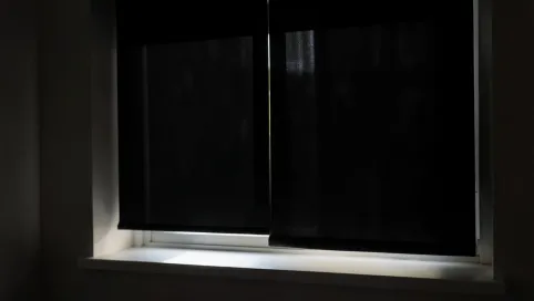 Jakie najlepsze rolety zaciemniające