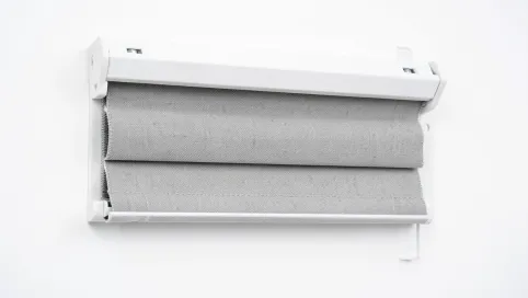 Montaż Rolety Dzień Noc Z Prowadnicami