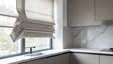 Nowoczesne rolety rzymskie do kuchni