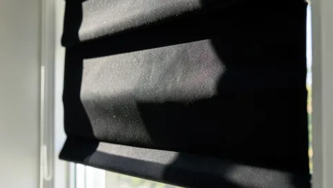 Jakie rolety najlepiej chronią przed ciepłem